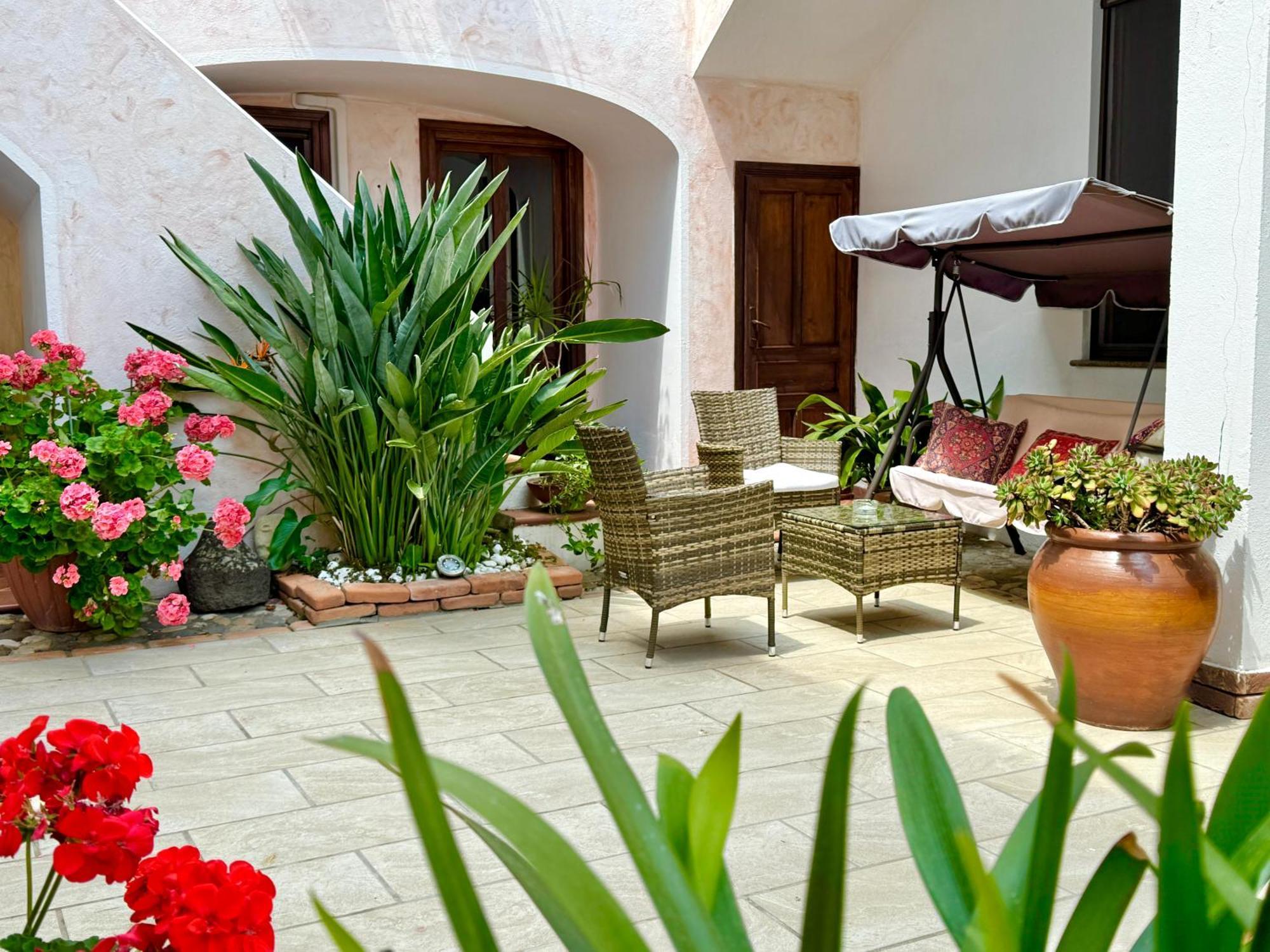 Casa Lia - Independent Apartment In The Gulf Of Orosei Galtellì Kültér fotó